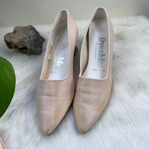 Dyeables by Highlights Light Beige Heels 7.5 w/ Matching Colorifics Purse - Picture 13 of 13